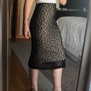 Lace pencil skirt